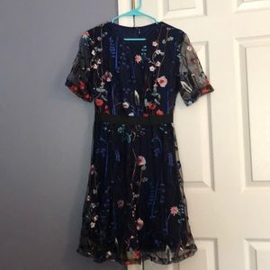 Women’s Round Neck Floral Embroidered Mesh Dress